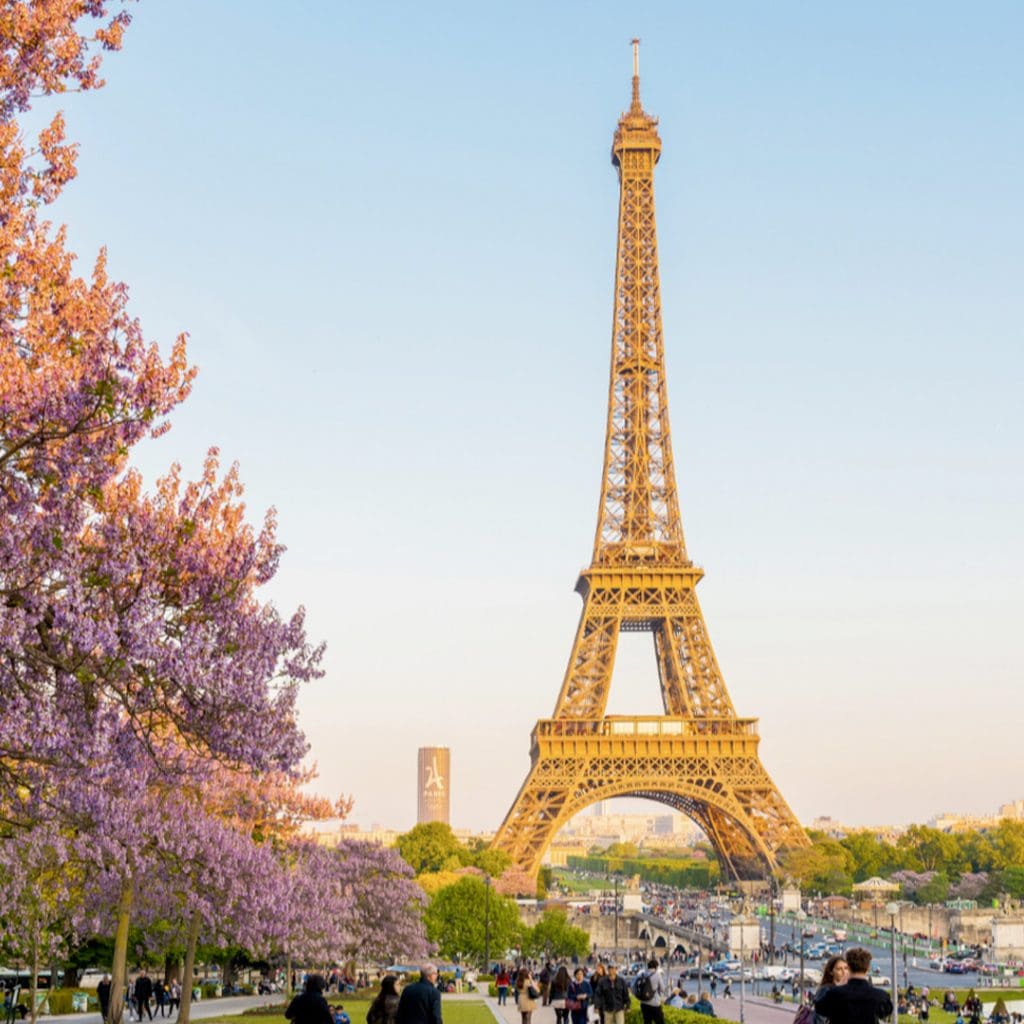 Torre Eiffel en abril