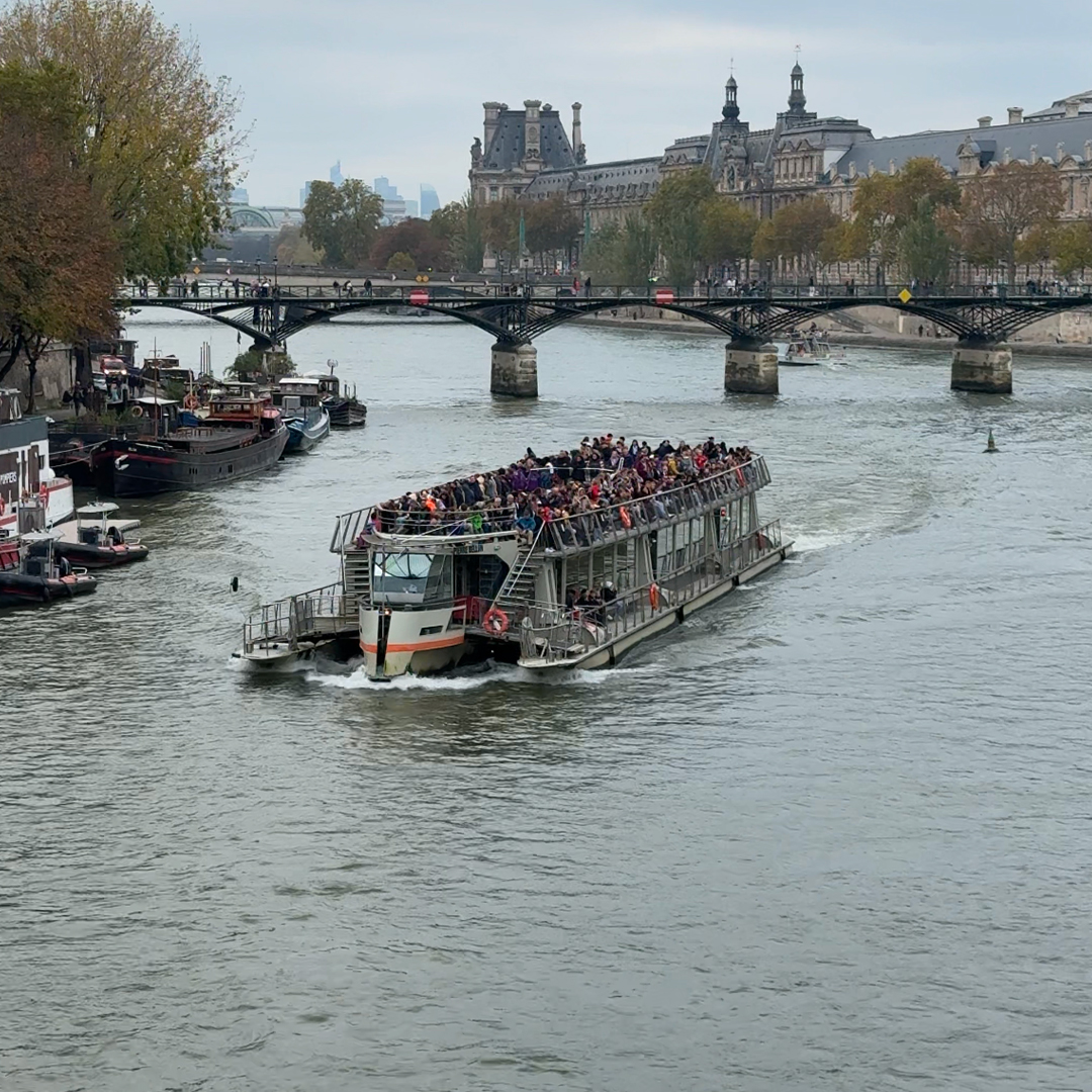 crucero-sena-enero Crucero por el río Sena en enero.
