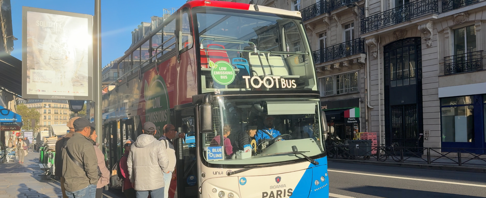 Bus para turistas en París.