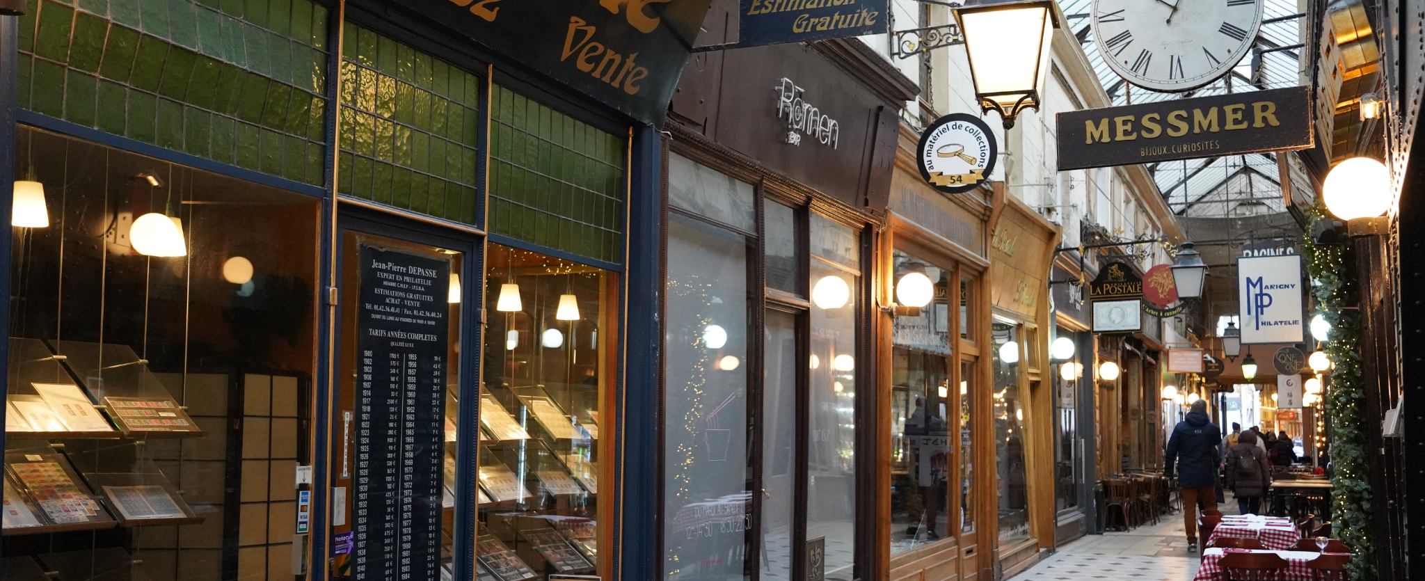 Pasaje cubierto en París.